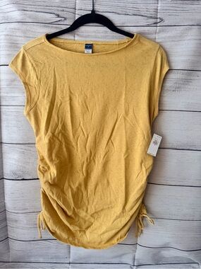 Old Navy Women’s Side- Cinch Maternity Jersey Top. NEW with tags!💛